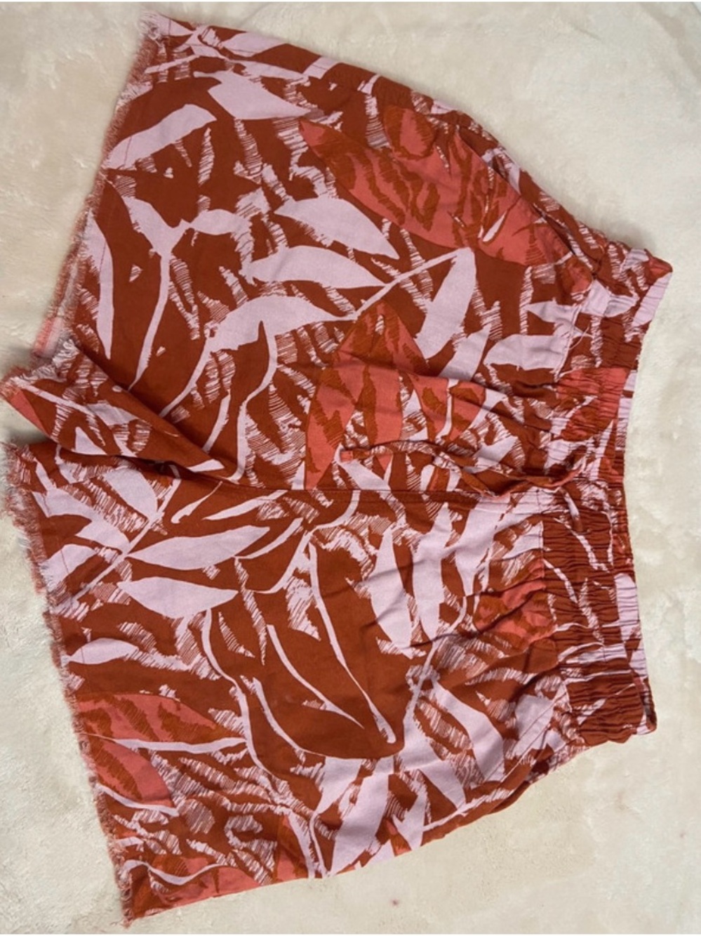 Royalty For Me Pink and Rust Leaf-Print Elastic Waist Shorts size M NWOT
